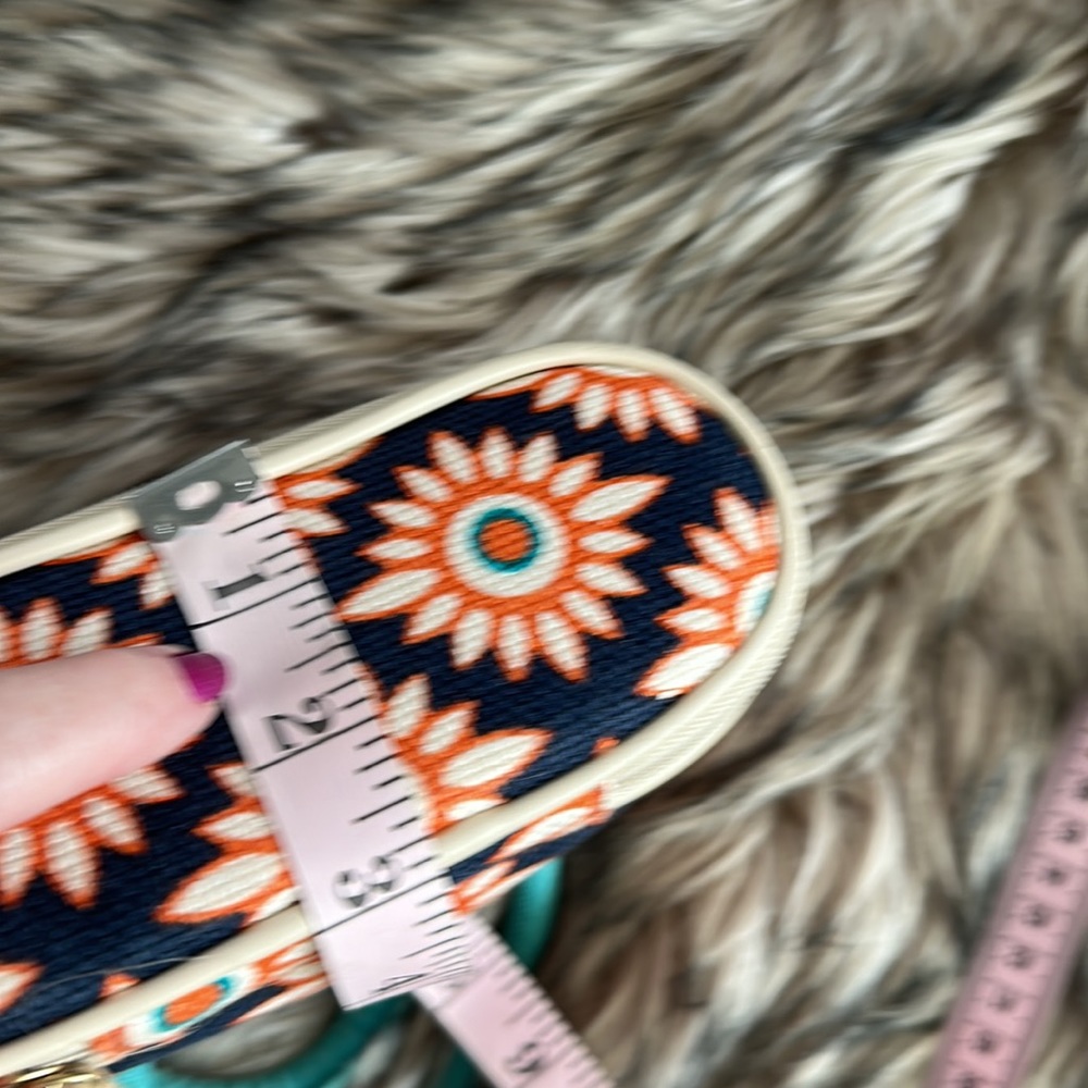 Spartina Natural Linen Cosmetic Bag - Picture 8 of 16